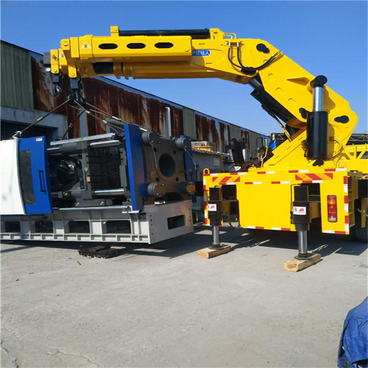 龙江镇 大吨位折臂吊出租费用解析：一小时租赁多少钱