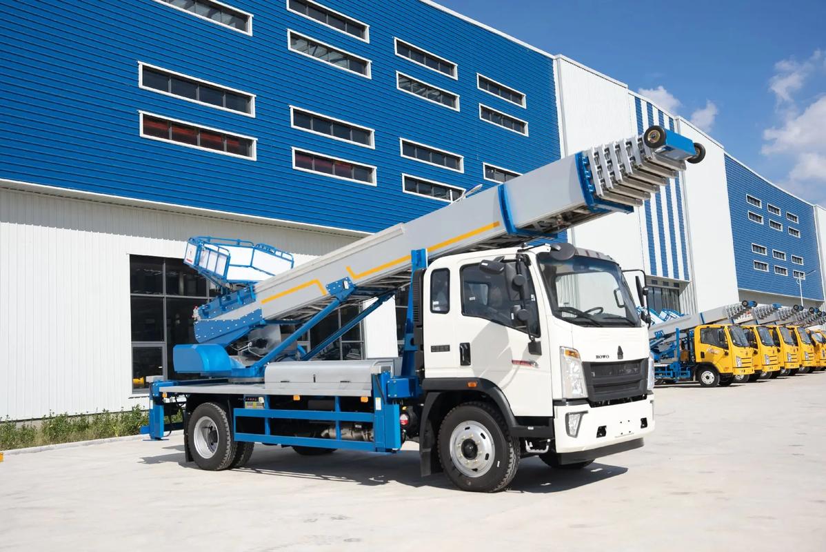 龙江镇出租云梯车高空作业车 建筑垃圾搬运